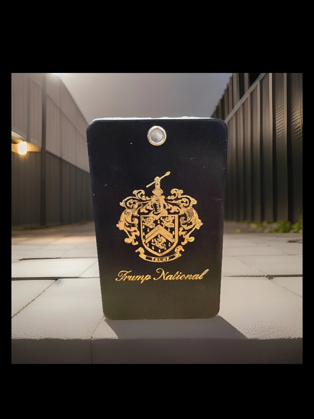 Trump National Golf Club Philadelphia Black Gold Golf Bag Tag - RARE